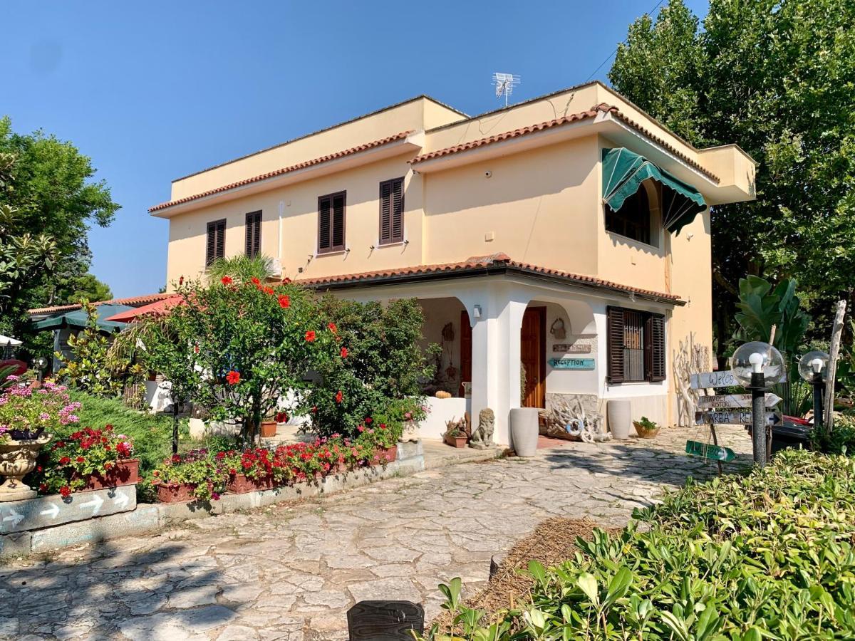 Villa Anna Guesthouse 布林迪西 外观 照片